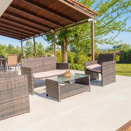 Oliva - 5 Acre Olive Grove - Bbq - Ideal For Families & Groups 埃雷特里亚