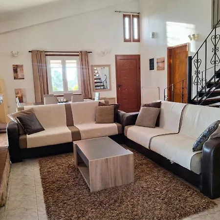 Oliva - 5 Acre Olive Grove - Bbq - Ideal For Families & Groups 度假居 埃雷特里亚