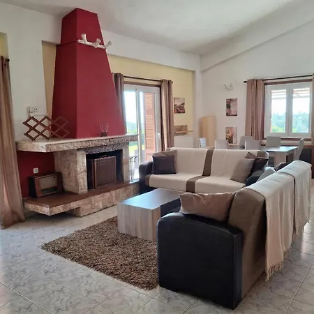 Nyaraló Oliva - 5000m2 Olive Grove - Bbq - Ideal For Families & Groups Erétria