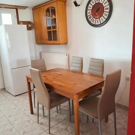 Oliva - 5000m2 Olive Grove - Bbq - Ideal For Families & Groups Nyaraló *