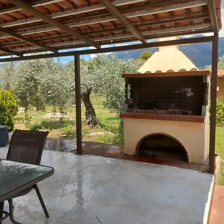 Oliva - 5000m2 Olive Grove - Bbq - Ideal For Families & Groups *