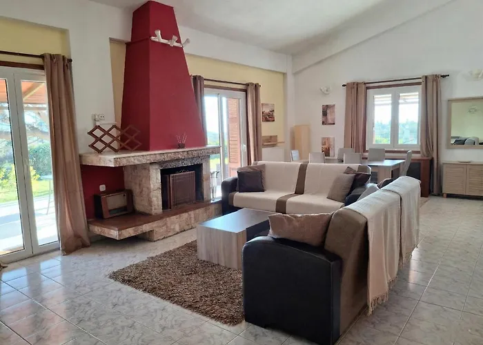 度假居 Oliva - 5 Acre Olive Grove - Bbq - Ideal For Families & Groups 埃雷特里亚