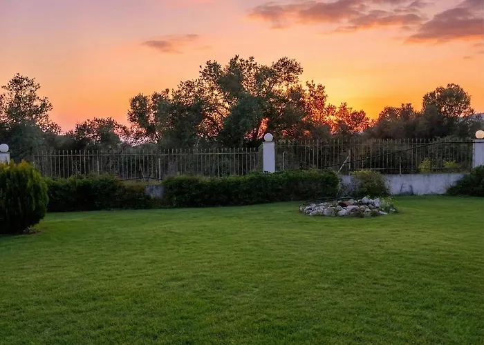 Oliva - 5 Acre Olive Grove - Bbq - Ideal For Families & Groups * 埃雷特里亚